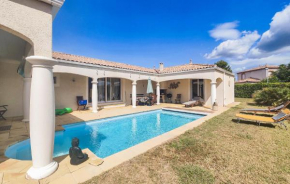 Amazing Home In Creissan